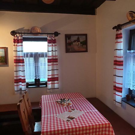 Kemences Porta Hotel Hollókő Buitenkant foto